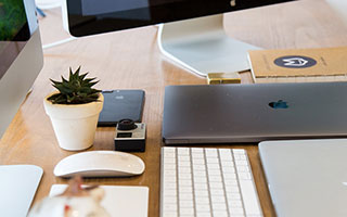 旺财28官方平台-张帅组合成功晋级澳网2026女双四强