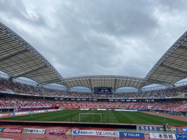 旺财28服务-郑大世上场了!看看日本J2冠军最后一个主场比赛