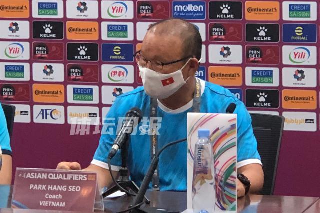 旺财28首页入口-朴恒绪：赛前压力大 从未说中国队只有30分钟体能